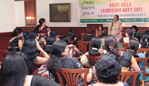 Sharmishtha Desai addressing the Spouses’ session.