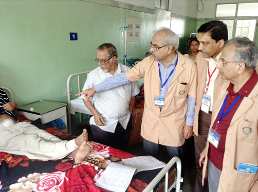From right: PRIP Rajendra K Saboo, DG Chandu Agarwal and DGE Dr R Bharat reviewing a patient.