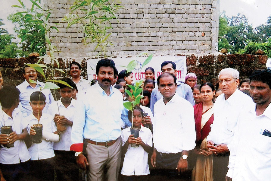 RC Cuttack Barabati RI District 3262 <br/> Over 200 saplings planted by students of Maa ­Bhagwati ­Vidyapitha School, Bhairpur.