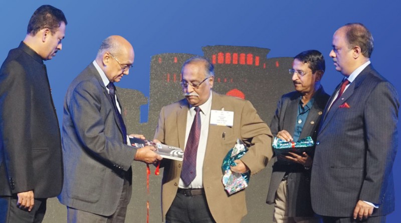 L to R: PDG Mahesh Kotbagi, PRIP Kalyan Banerjee, PDG Sudhir Rashingkar, PDG Somasekharan and PRID Shekhar Mehta.