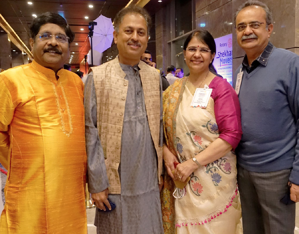 RIDE Kotbagi with (from L) PDGs Prashant Deshmukh (3131), Bina and Ashish Desai (3054).