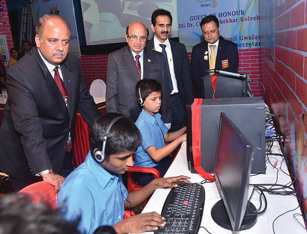 With PRID Ashok Mahajan, RID 3142 PDG Chandrashekhar Kolvekar and RC Thane Hills member Anindya Dasgupta, inaugurating computer learning programme for students with visual impairments