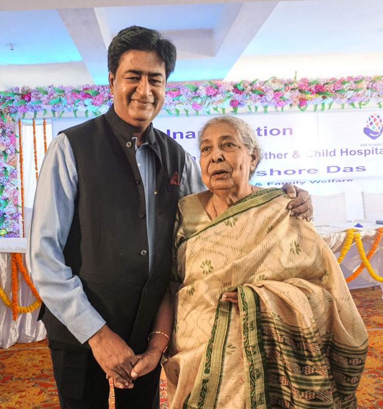 RI Director A S Venkatesh with Dr Narayani Panda, one of the major donors to the hospital.