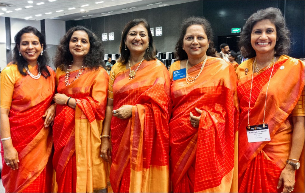 From L: Meenakshi Khemka, Ellora Bhandari, Sonal Sanghvi, Amita Kotbagi and Sujata Madhav Chandran.