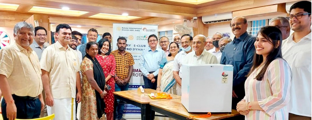 PDG Rajkumar V, district community service chairman R S Maruti, Dr Krishnan Swaminathan, trustee, Idhayangal Trust, and members of RC Coimbatore Metropolis and Rotary E-club Metro Dynamix, with a mini refrigerator ready to be given to an underprivileged family, as part of the club’s Combat Diabetes project.