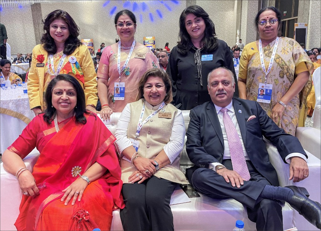 PRIP Mehta and Rashi with DGEs Ritu Grover (seated), and (from L) DGEs Jayashree Mohanty, Asha Venugopal, Manjoo Phadke and B C Geetha. 