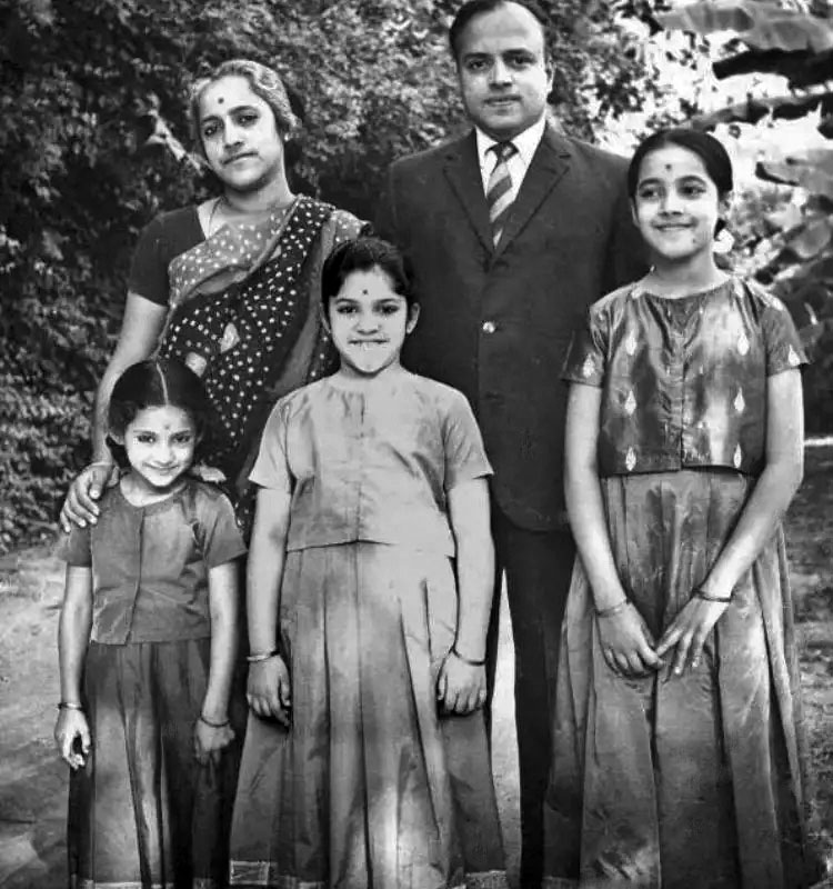 With his wife Mina and daughters Sowmya, Madhura and Nitya.