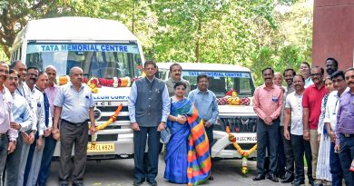 Cancer detection vehicles donated to Tata Hospital