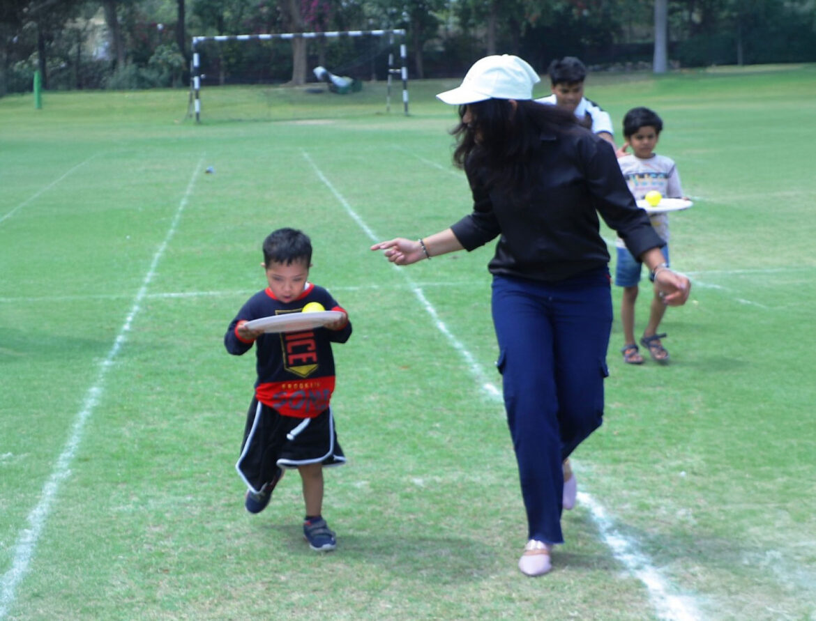 Fun events cheer children in Agra